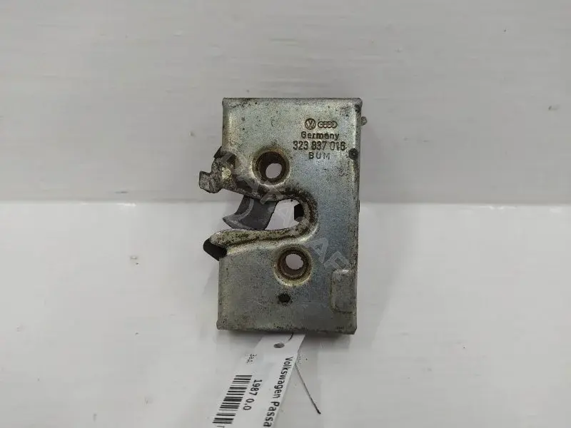 Замок двери 323837016