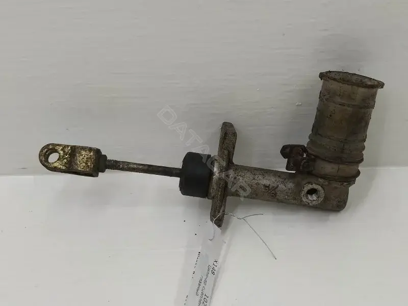 Главный цилиндр сцепления 10242804