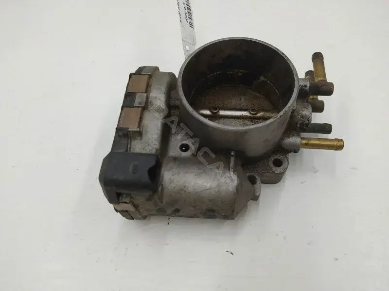 Дроссельная заслонка 078133062B
