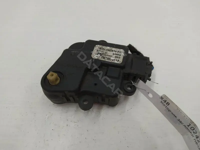Мотор заслонки печки 7M3907511A