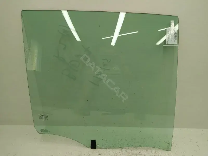 Стекло двери 10235584