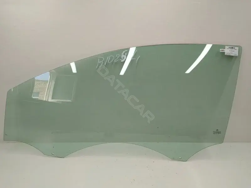 Стекло двери 10235101