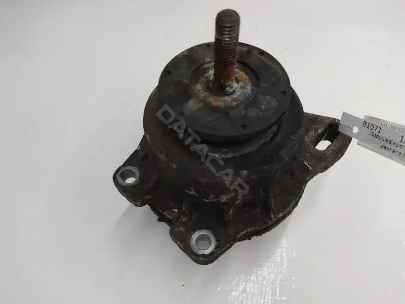 Подушка двигателя (Опора) 4C116A004AC