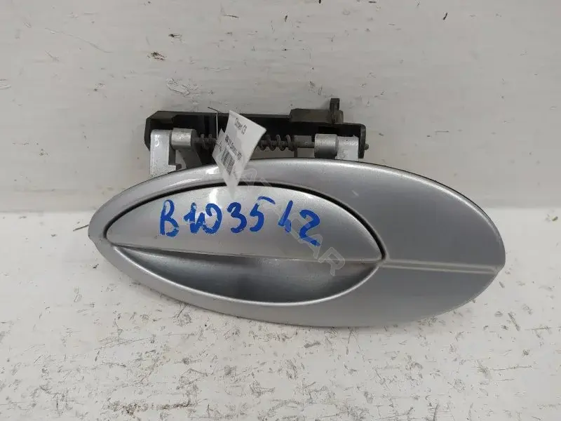 Ручка двери 9631831077
