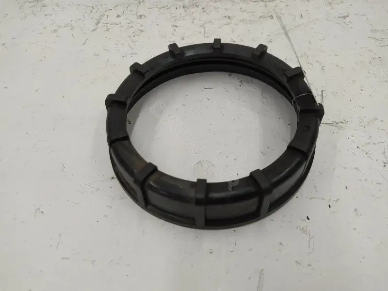 Гайка топливного бака 321201375A