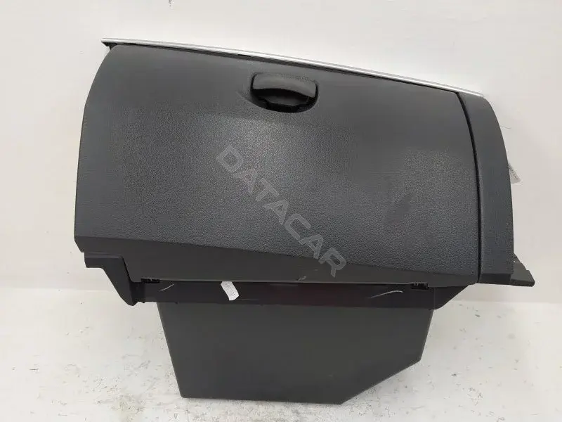 Бардачок 8200407712