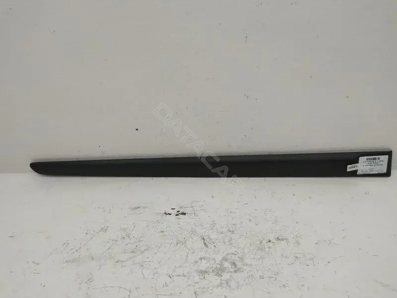 Молдинг двери 8200036023