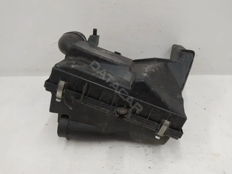 Корпус воздушного фильтра MR281153