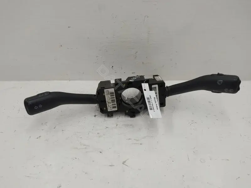 Переключатель подрулевой 8L0953513G