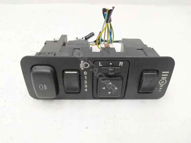 Джойстик регулировки зеркал MR740608