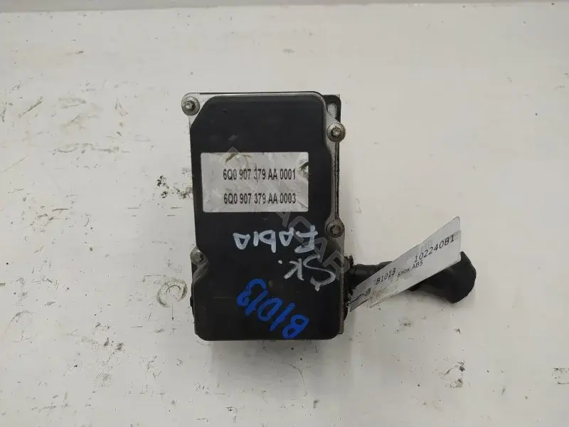 Блок управления АБС 6Q0907379
