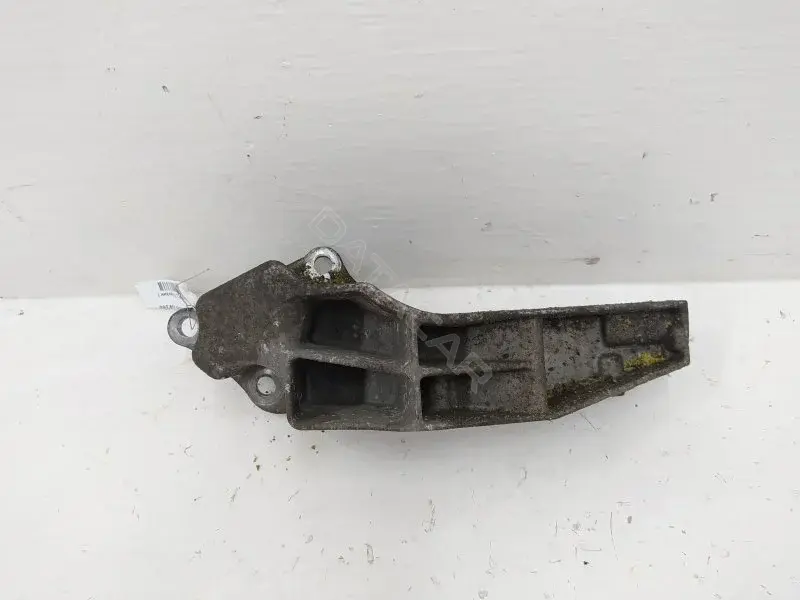 Кронштейн КПП A1682410901