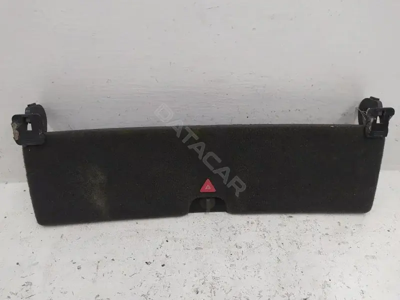 Пластик багажника 795206030