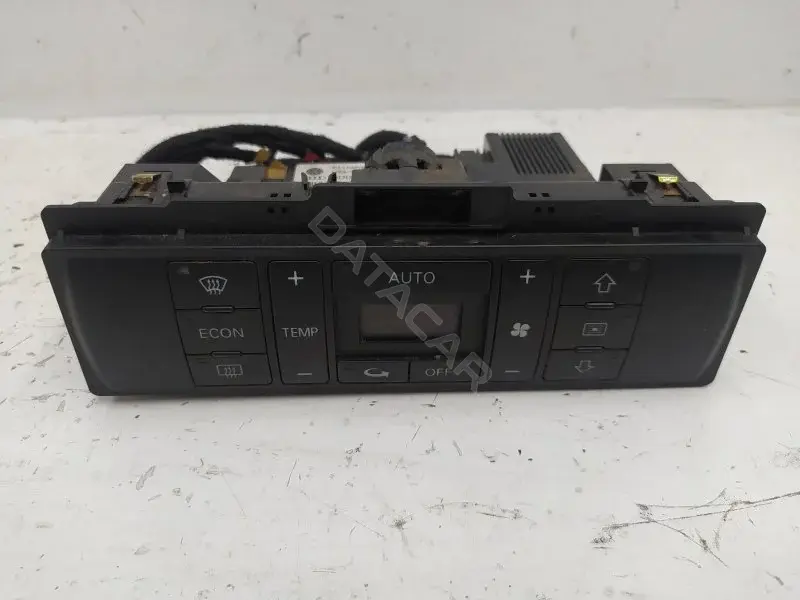 Блок управления климат-контролем 8D0820043M