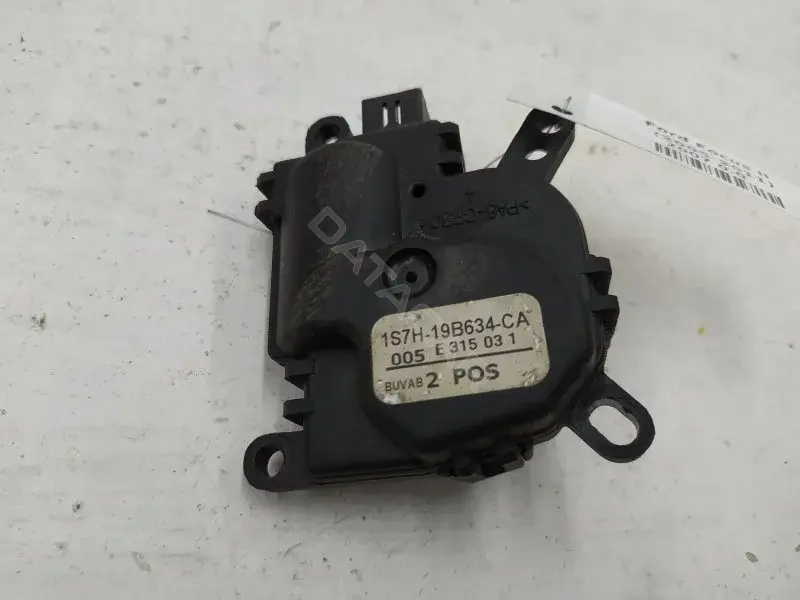 Мотор заслонки печки 1S7H19B634CA