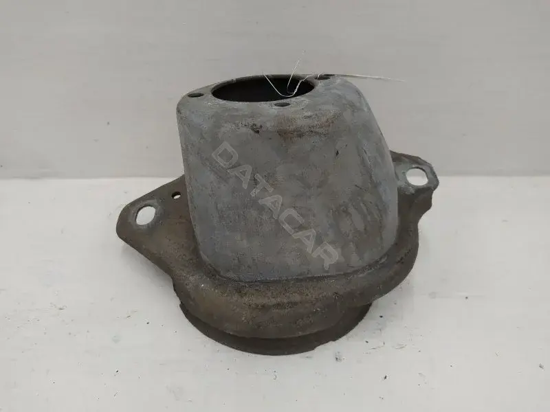 Опора амортизатора зад