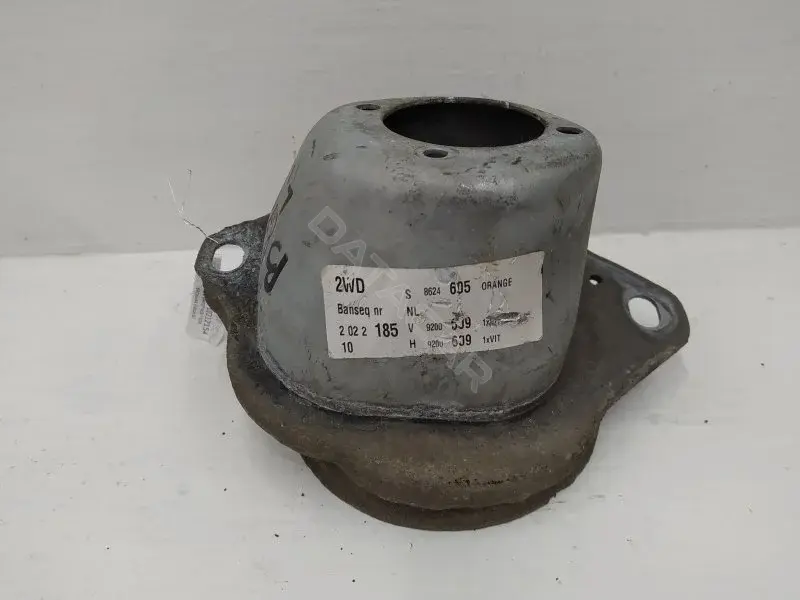 Опора амортизатора 8624605