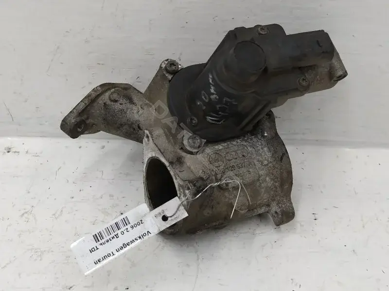 Клапан ЕГР 03G129637A