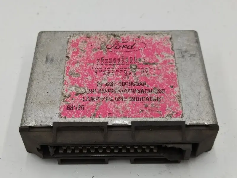 Блок управления двигателем 87BG10C909AA