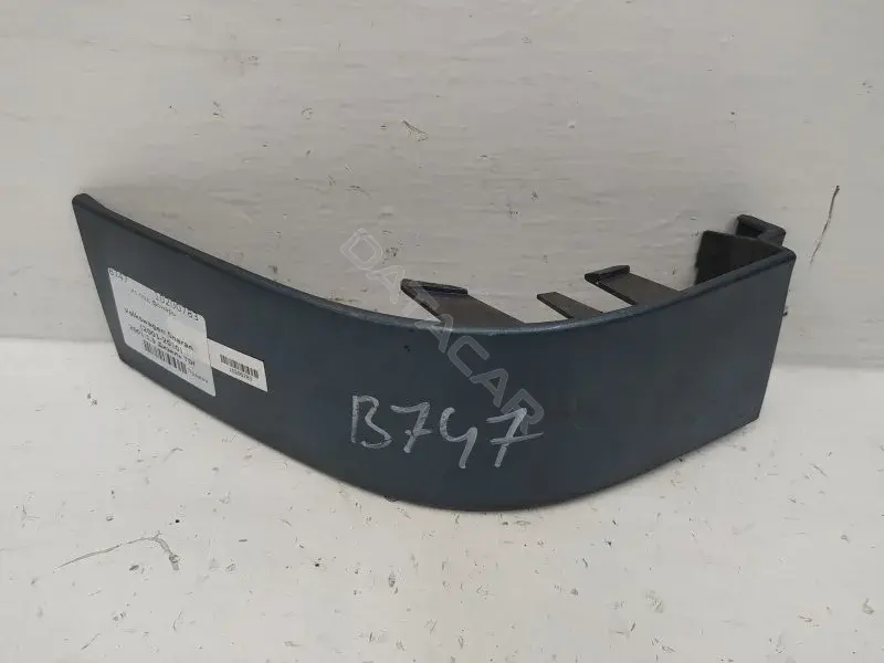 Ус под фонарь 7M3807872