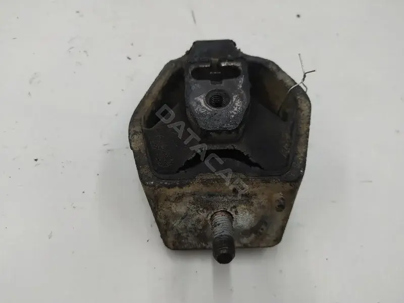 Подушка КПП 4A0399151D