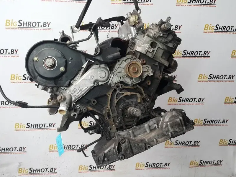 Двигатель в сборе AKN017268