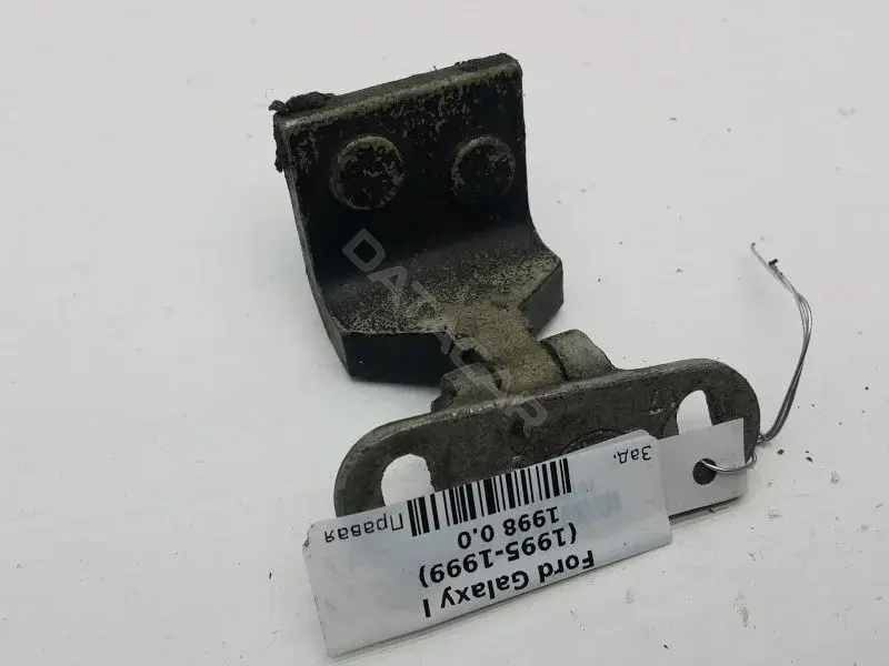 Петля крышки багажника 7M3827302