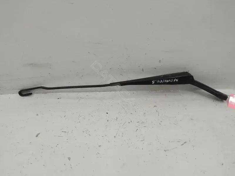 Рычаг стеклоочистителя 1S7117526CC