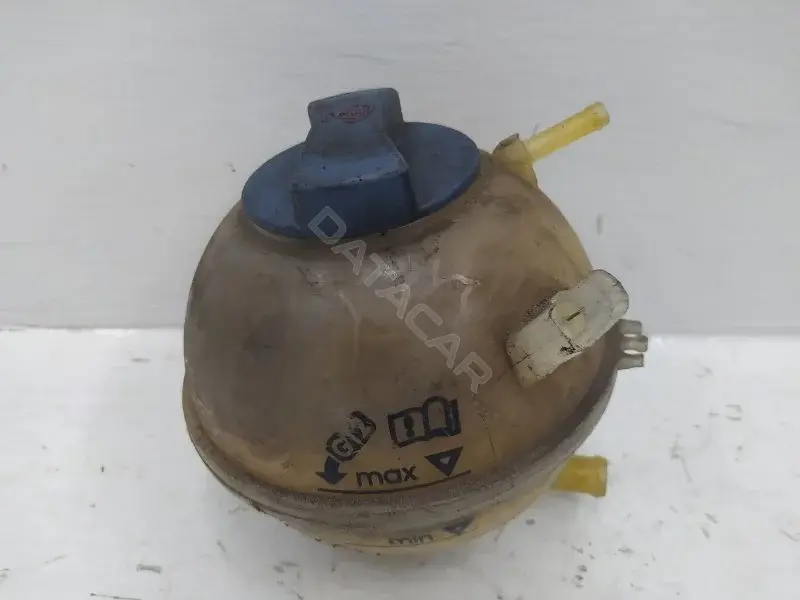Расширительный бачок 1J0121403A