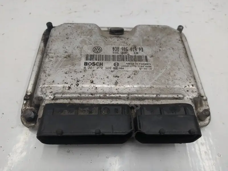 Блок управления двигателем 038906019PB0281012920