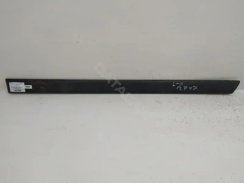 Молдинг двери 7M3853525