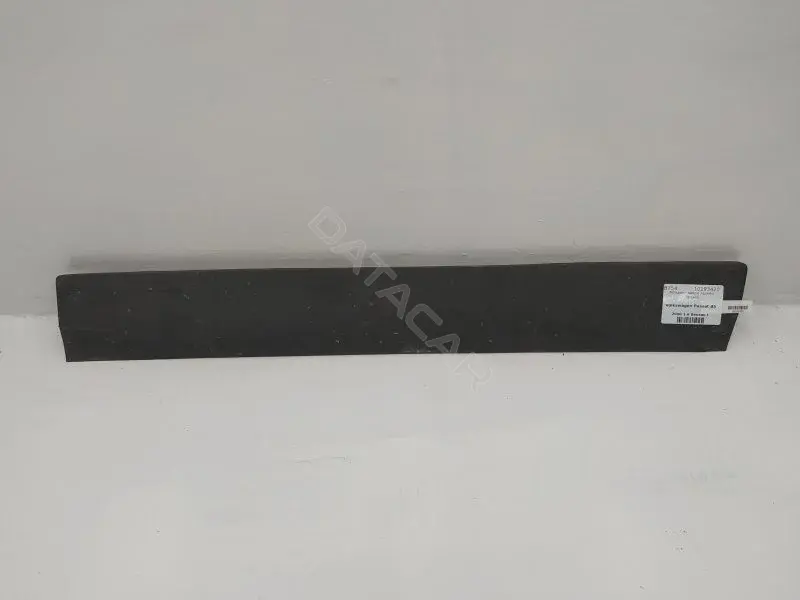 Молдинг двери 3B0854950B