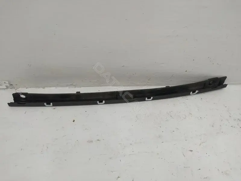 Ус под фонарь 735394534