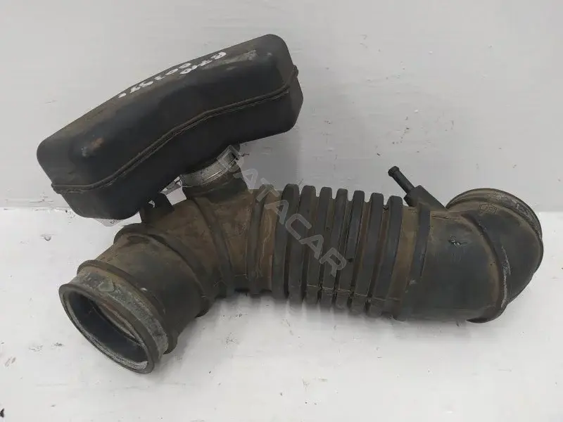 Патрубок воздушный MR355218