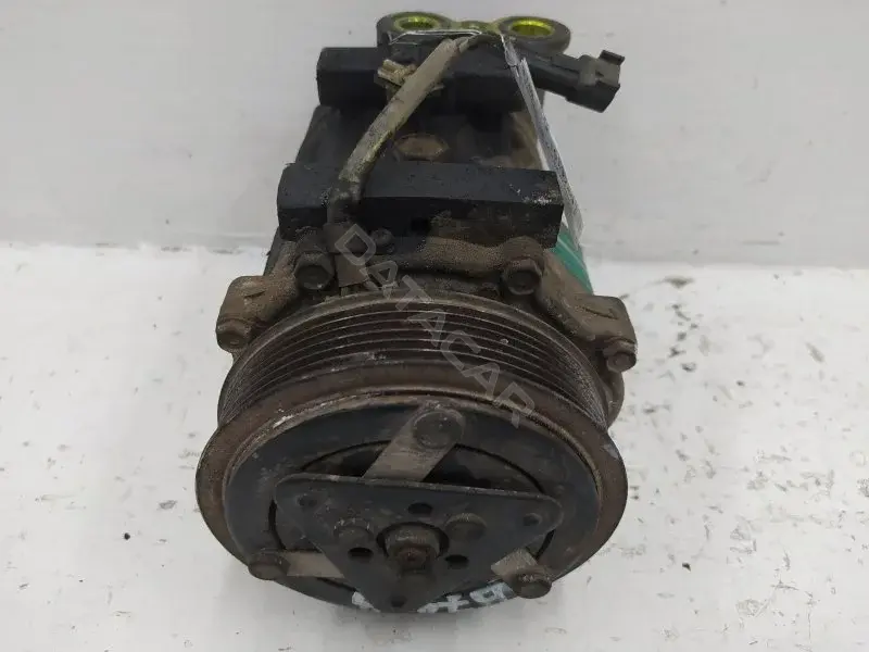 Компрессор кондиционера 5S6119D629AA