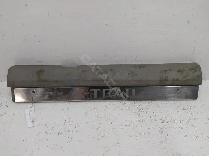 Накладка на порог 10192071