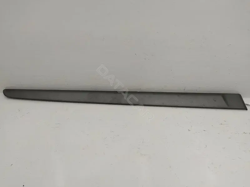Молдинг двери 8200036023