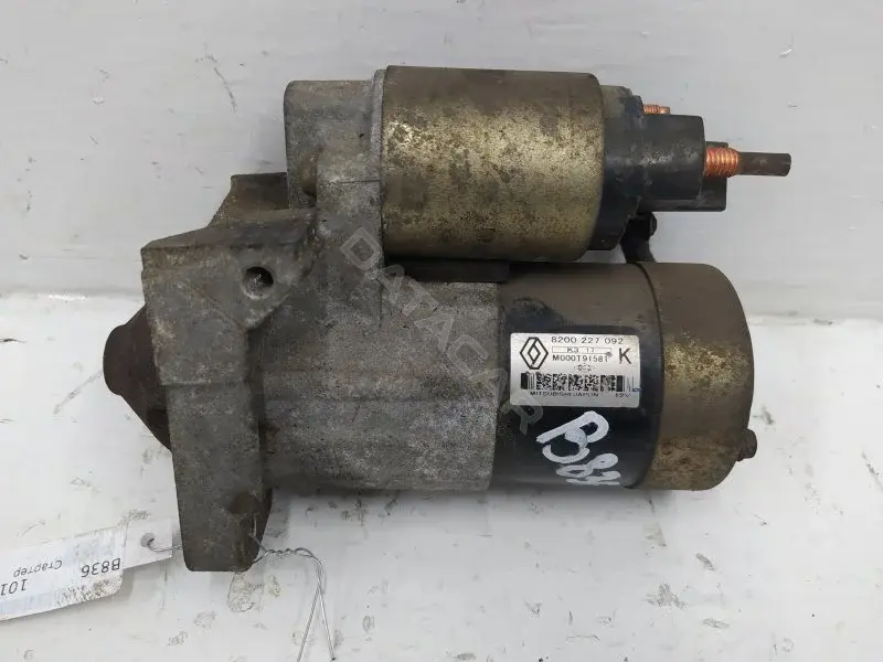 Стартер 8200227092