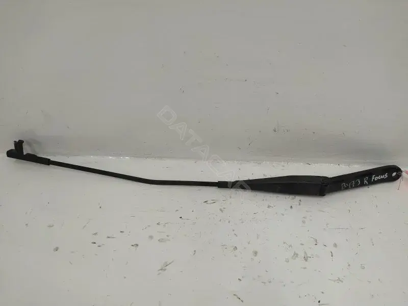 Рычаг стеклоочистителя 4M5117525CC
