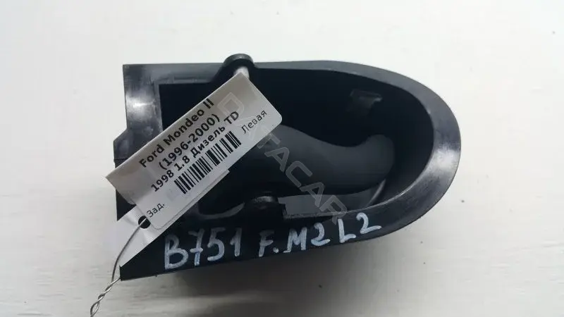 Ручка двери 93BBF22601AE