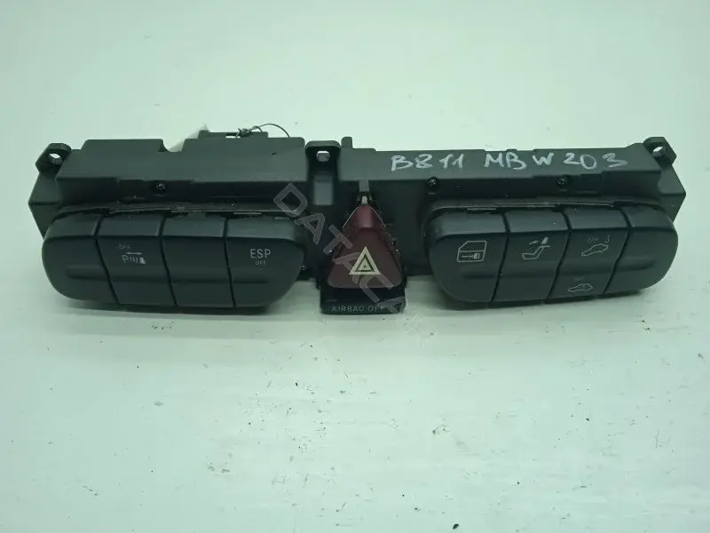 Кнопка аварийки 2038216358