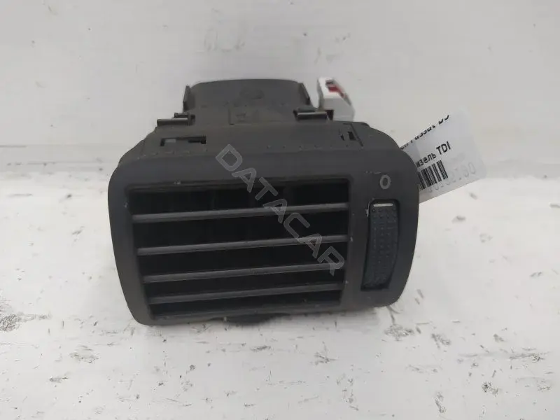 Дефлектор обдува салона 3B0819703A