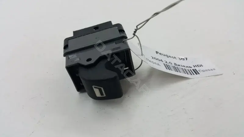 Кнопка стеклоподъемника M4157
