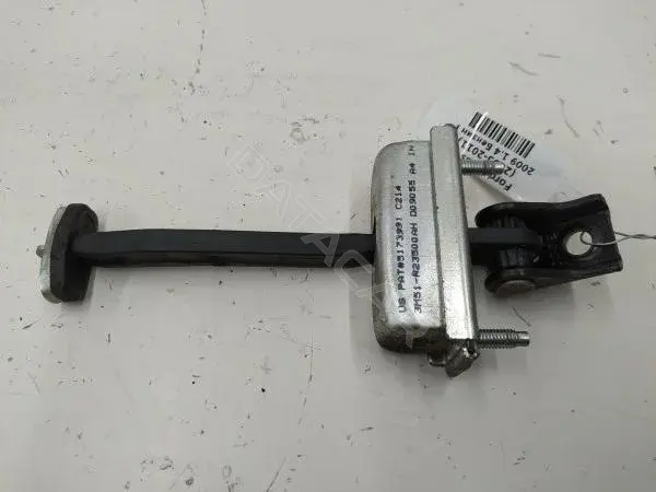 Ограничитель двери 3M51R23500AH