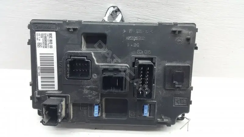 Блок предохранителей S180085003E
