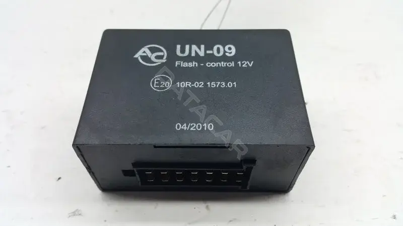 Блок согласования фаркопа 10R02157301