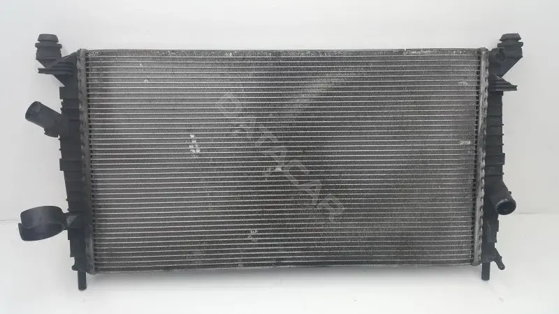 Радиатор охлаждения 3M5H8005TL