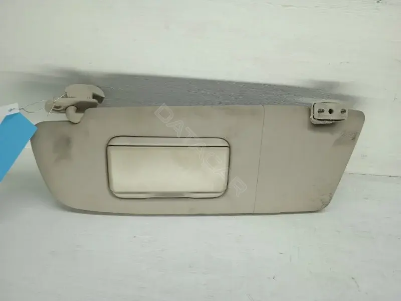 Козырек солнцезащитный 3B0857551