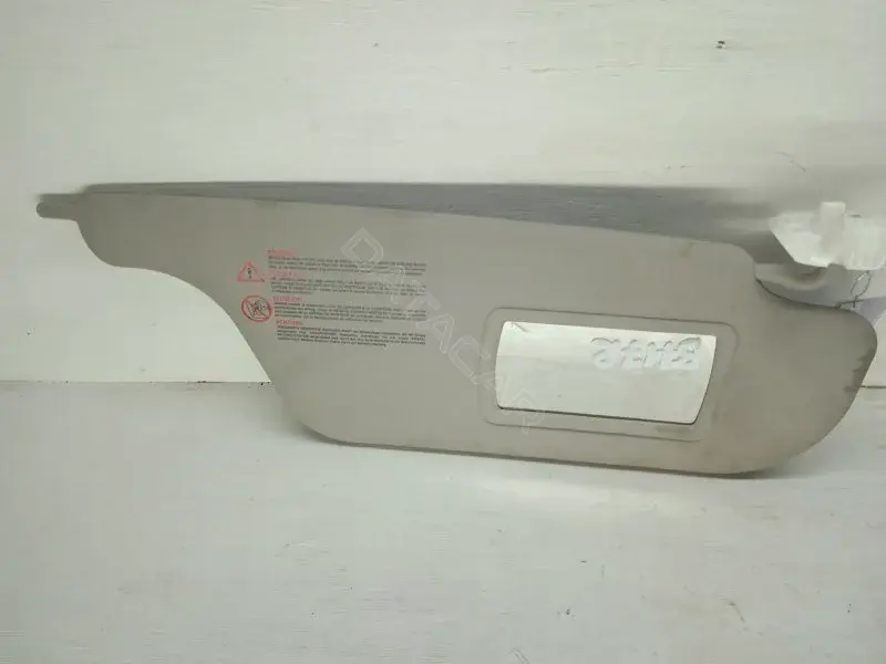 Козырек солнцезащитный 8200294234