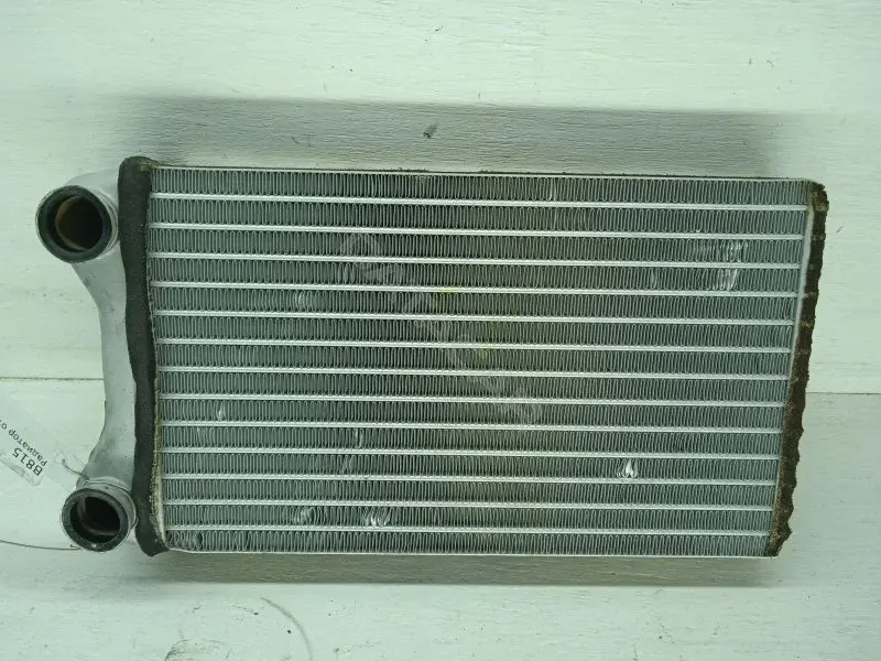 Радиатор печки 8E1820031A